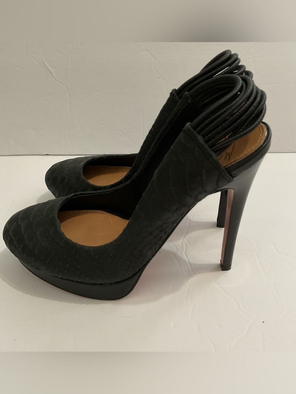 Badgley Mischka Black Snakeprint Leather 5.5” Stiletto Heel w/ Platform Ft 7.5
